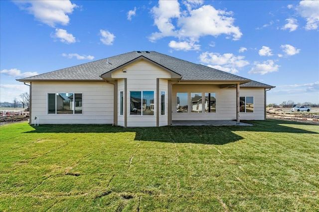 1530 E Appleton St, Valley Center, KS 67147