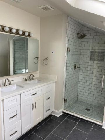 716 Worthshire Street, Houston, TX 77008