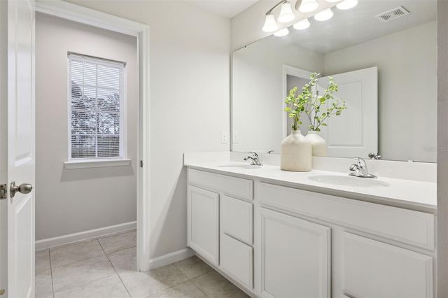 1472 EUCALYPTUS WAY, Davenport, FL 33837