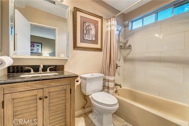 1523 E Windsor 208A, Glendale, CA 91205