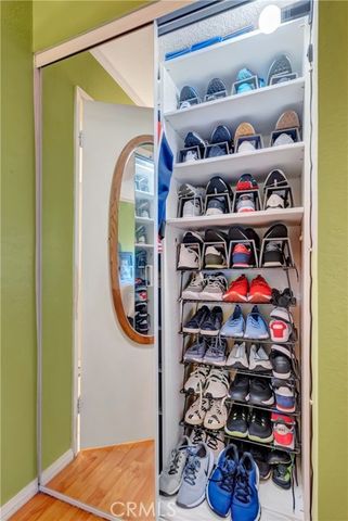 1523 E Windsor 208A, Glendale, CA 91205