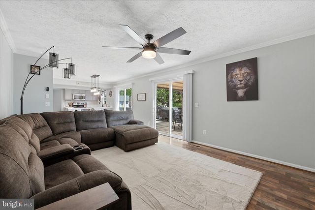 101 SUSSEX CIR, Stephens City, VA 22655