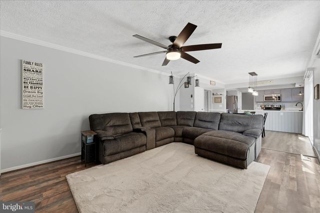 101 SUSSEX CIR, Stephens City, VA 22655