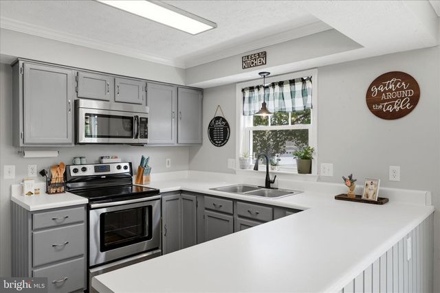101 SUSSEX CIR, Stephens City, VA 22655