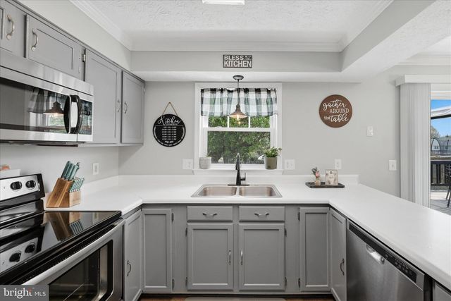 101 SUSSEX CIR, Stephens City, VA 22655