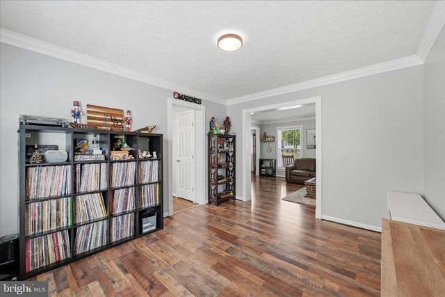 101 SUSSEX CIR, Stephens City, VA 22655