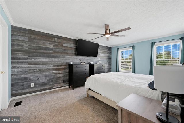 101 SUSSEX CIR, Stephens City, VA 22655