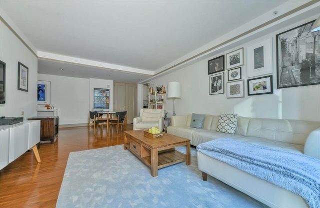 3 Avery Street 810, Boston, MA 02111