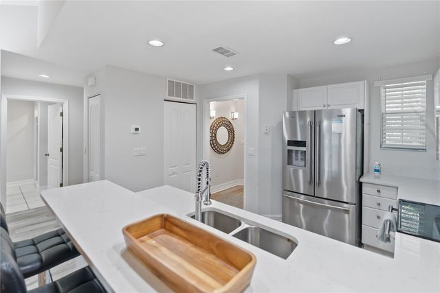 3702 54TH DRIVE W 102, Bradenton, FL 34210