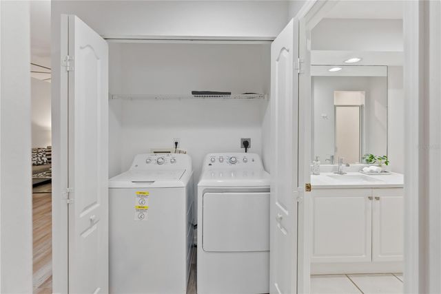 3702 54TH DRIVE W 102, Bradenton, FL 34210