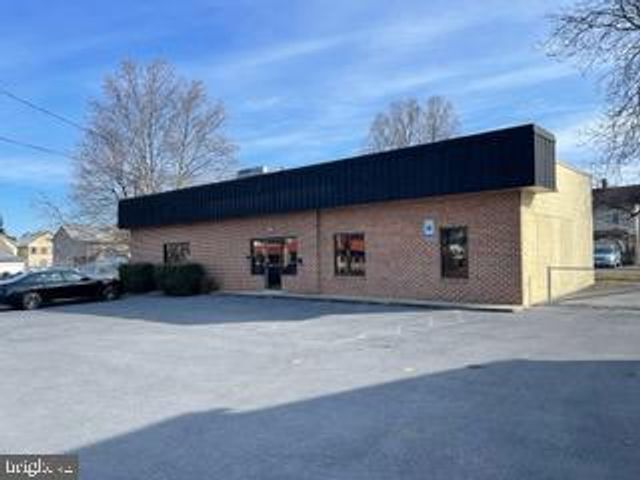 756 S MAIN STREET, Chambersburg, PA 17201