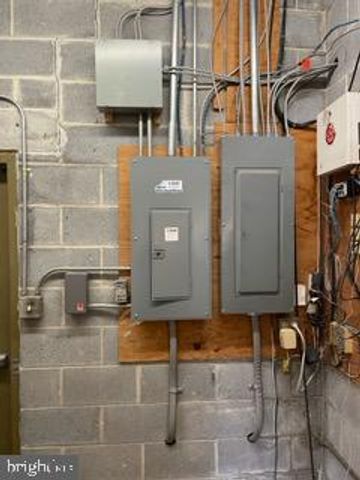 756 S MAIN STREET, Chambersburg, PA 17201