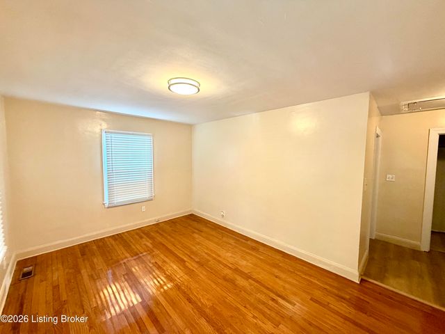 1604 S 31st St, Louisville, KY 40211