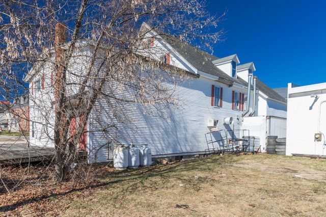 27 Carroll Street, Pittsfield, NH 03263