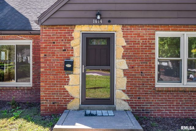 1614 W MARGARET Avenue, Peoria, IL 61604