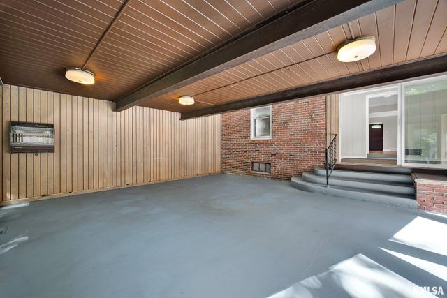 1614 W MARGARET Avenue, Peoria, IL 61604