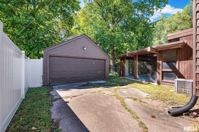 1614 W MARGARET Avenue, Peoria, IL 61604