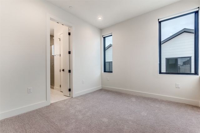 5609 Live Oak Street 502, Dallas, TX 75206