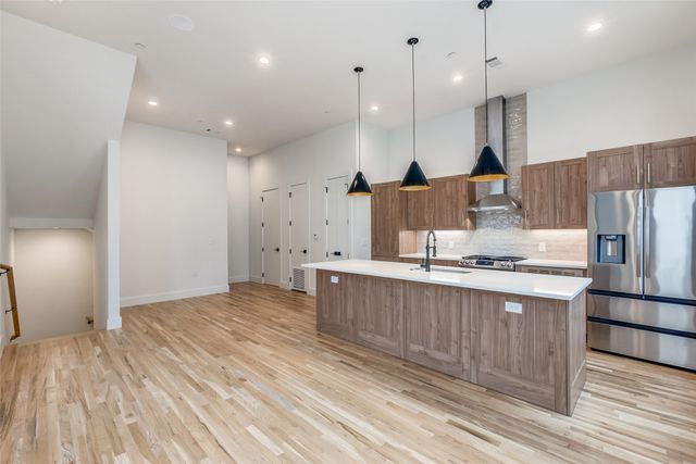 5609 Live Oak Street 502, Dallas, TX 75206