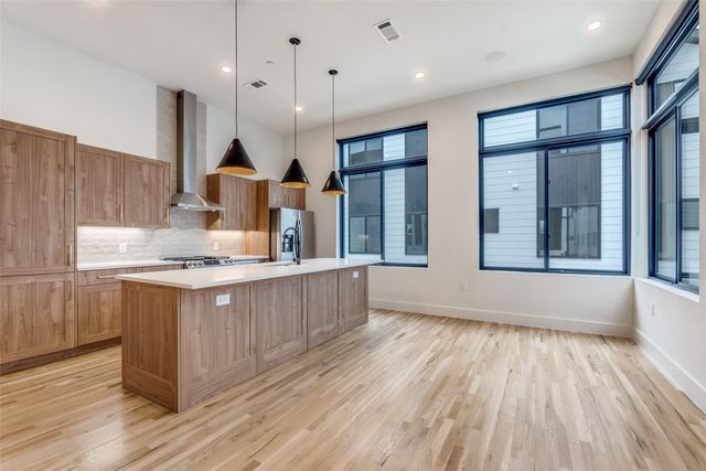 5609 Live Oak Street 502, Dallas, TX 75206