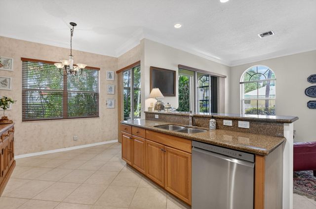 169 Barefoot Cove, Hypoluxo, FL 33462