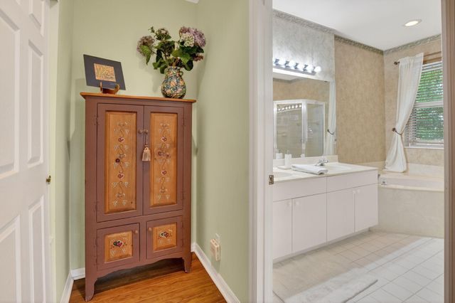 169 Barefoot Cove, Hypoluxo, FL 33462