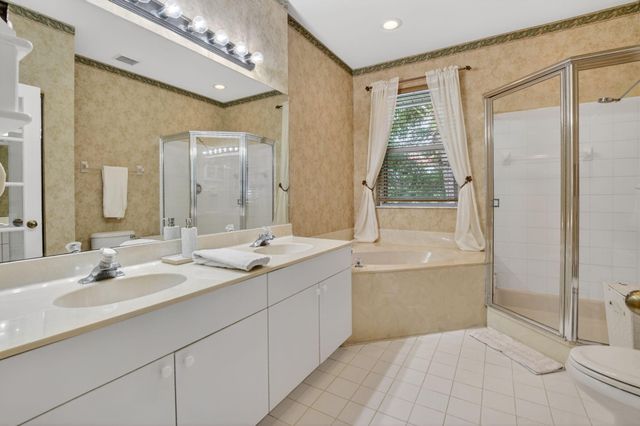 169 Barefoot Cove, Hypoluxo, FL 33462