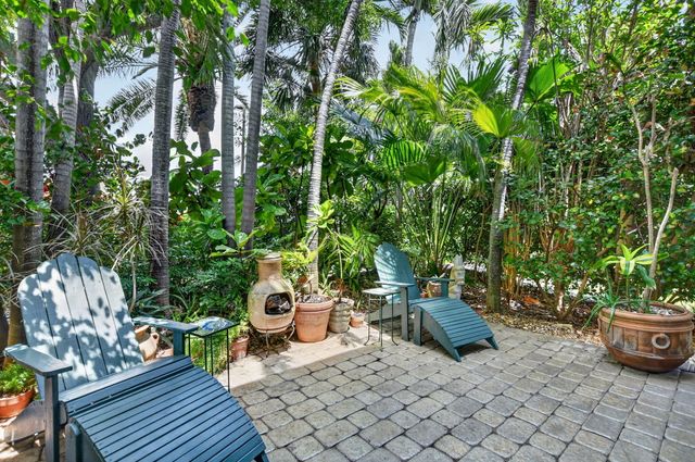 169 Barefoot Cove, Hypoluxo, FL 33462