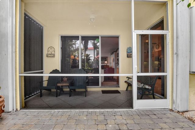 169 Barefoot Cove, Hypoluxo, FL 33462