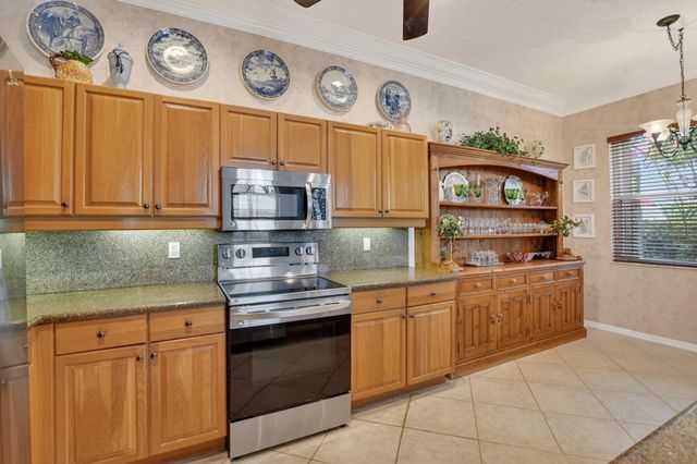 169 Barefoot Cove, Hypoluxo, FL 33462