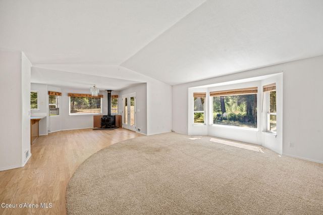 32089 N NEWMAN DR, Spirit Lake, ID 83869