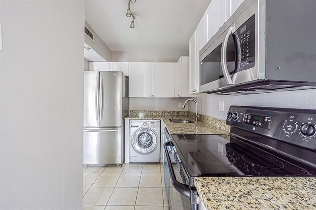 3885 POMPANO DRIVE SE A, St Petersburg, FL 33703