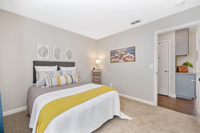 201 Stavros Ct, Roseville, CA 95678