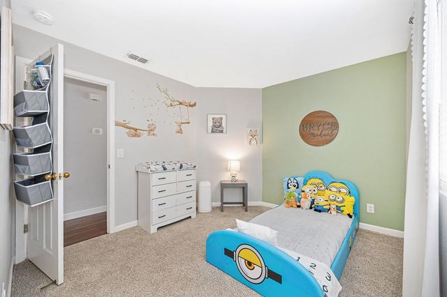 201 Stavros Ct, Roseville, CA 95678