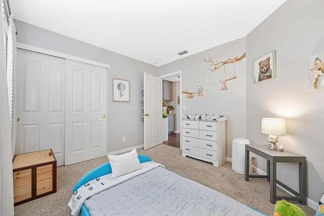 201 Stavros Ct, Roseville, CA 95678