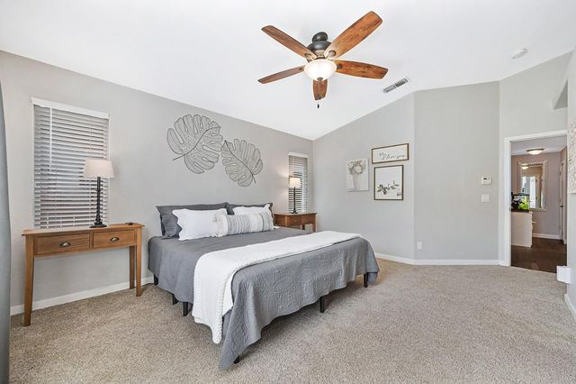 201 Stavros Ct, Roseville, CA 95678