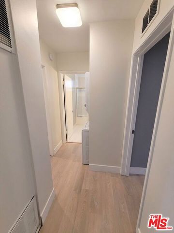 1132 S Oakhurst 2, Los Angeles, CA 90035
