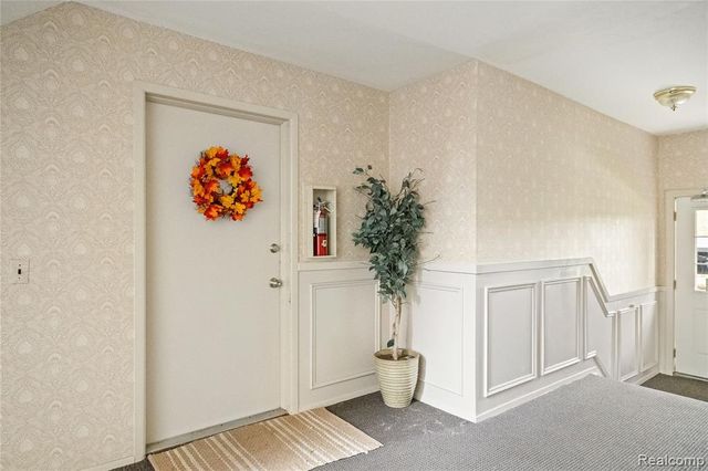 635 E Fox Hills Drive 41, Bloomfield Hills, MI 48304