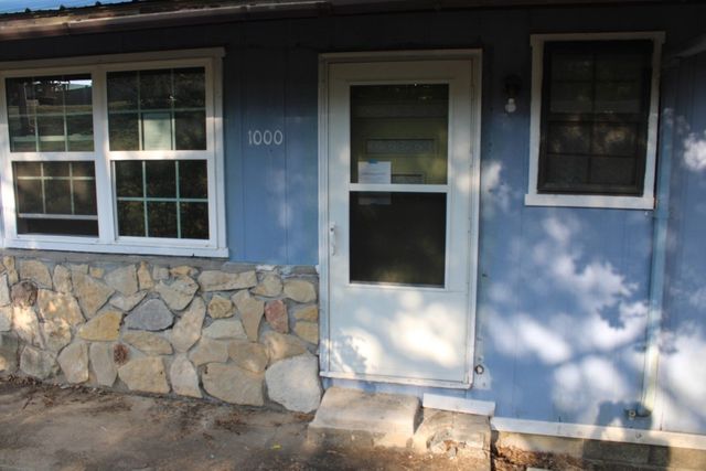 1000 Broadway Street, Yellville, AR 72687