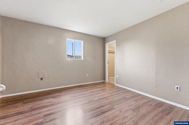 2375 Porter St, Lebanon, OR 97355