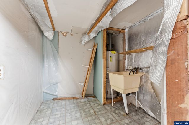 2375 Porter St, Lebanon, OR 97355