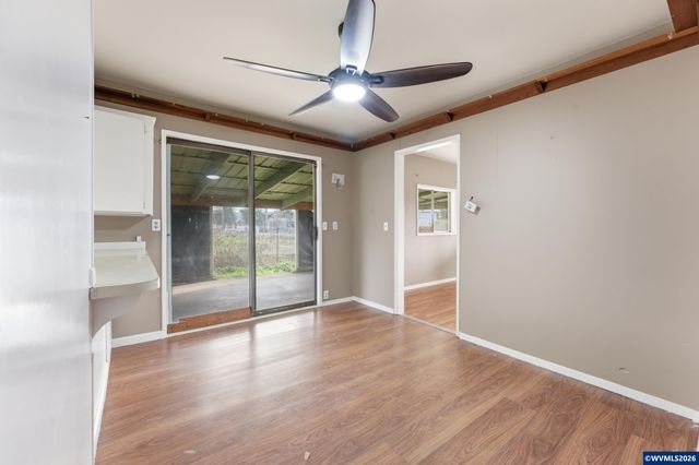 2375 Porter St, Lebanon, OR 97355