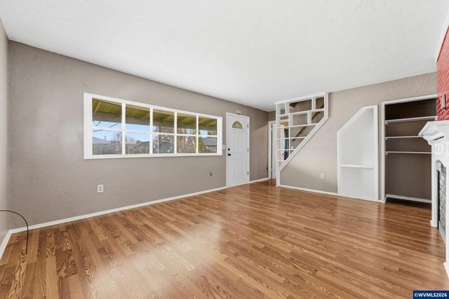 2375 Porter St, Lebanon, OR 97355