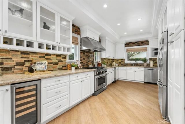 1015 Nottingham Road, Newport Beach, CA 92660