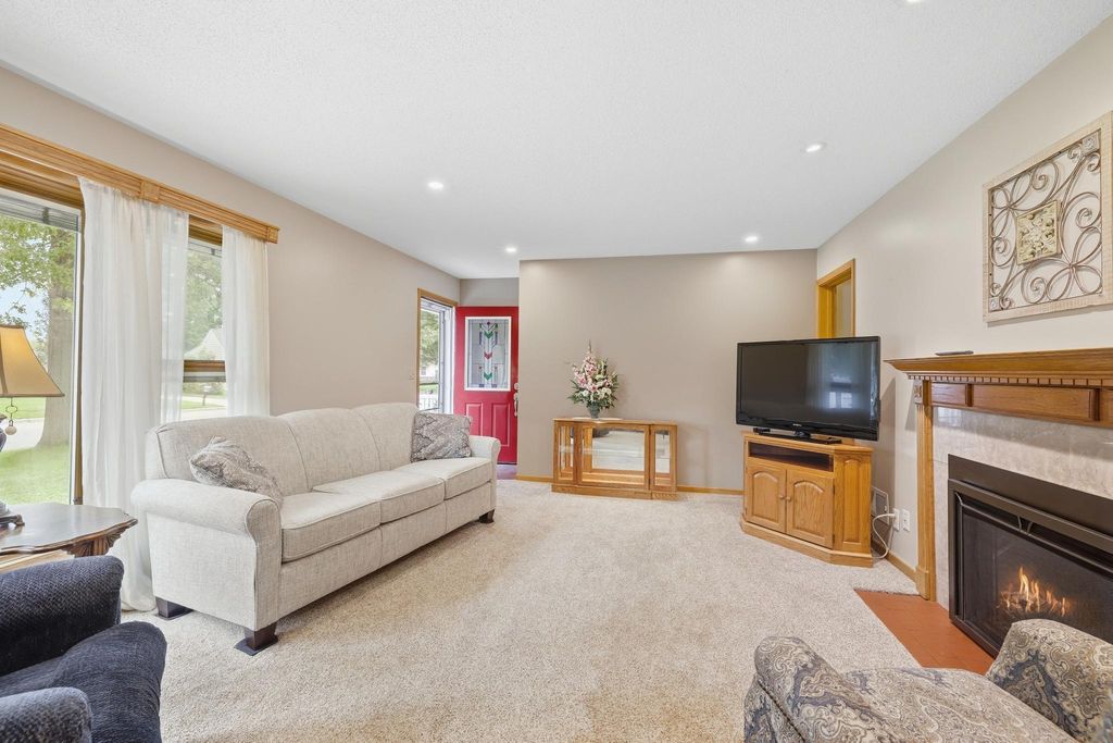 137 N Morningside Drive, Le Sueur, MN 56058 — photo 4