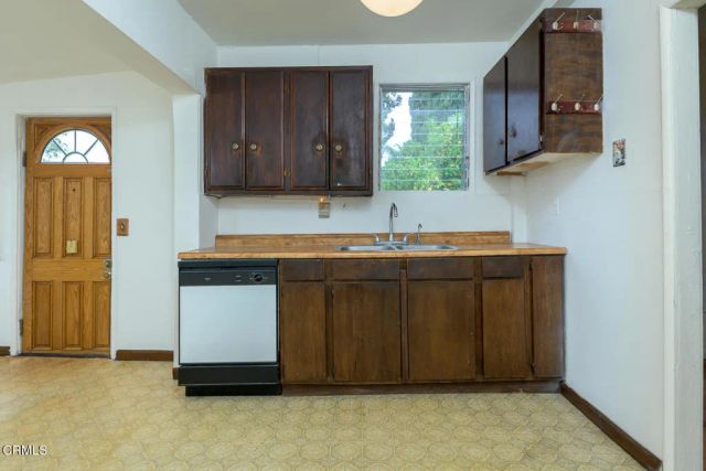 10645 Mount Gleason Avenue, Sunland, CA 91040