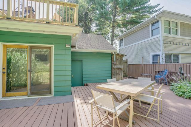 885 Old Lexington Avenue, Saint Paul, MN 55116