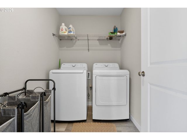 11715 Se DOG MOUNTAIN Ter, Happy Valley, OR 97086