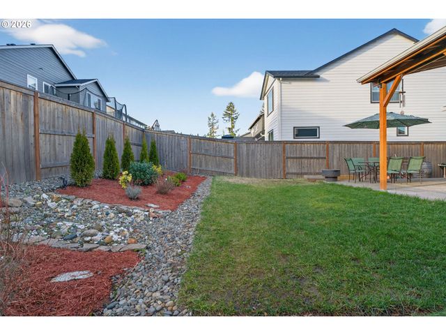 11715 Se DOG MOUNTAIN Ter, Happy Valley, OR 97086