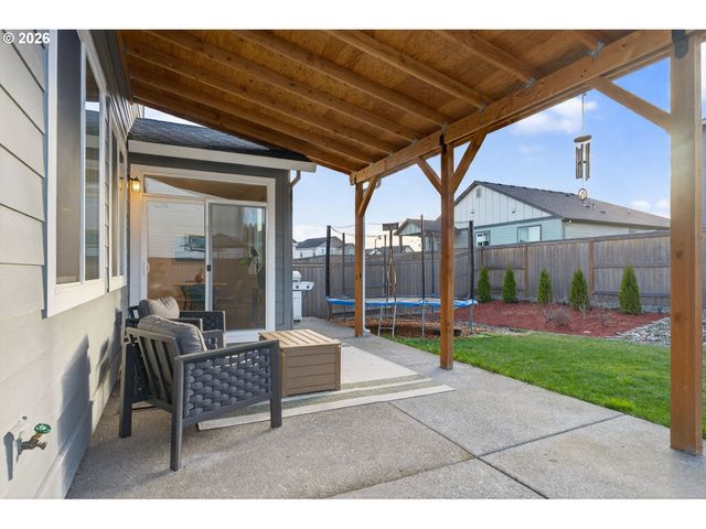 11715 Se DOG MOUNTAIN Ter, Happy Valley, OR 97086